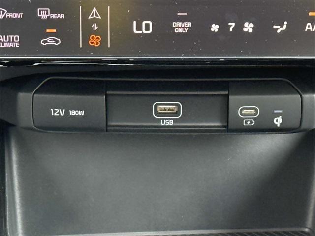 new 2025 Kia Niro car, priced at $30,265