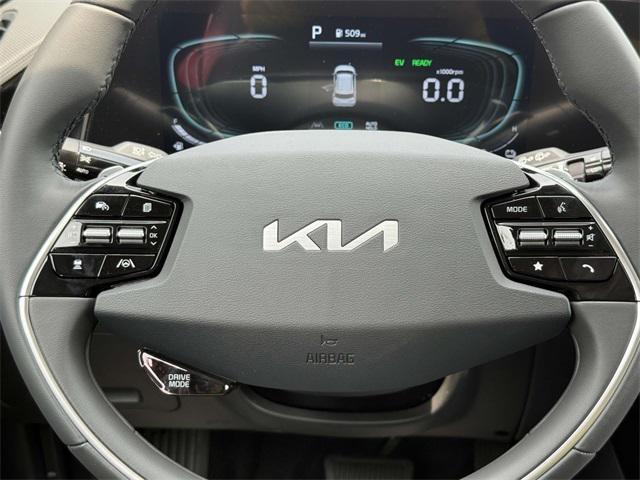 new 2025 Kia Niro car, priced at $30,265