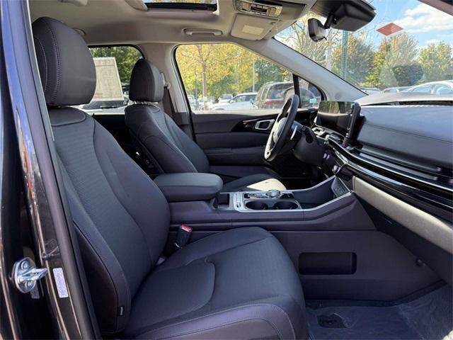 new 2026 Kia Carnival Hybrid car, priced at $50,799