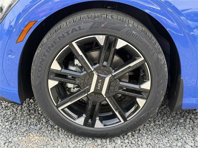 new 2025 Kia EV6 car, priced at $53,460