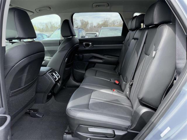 new 2025 Kia Sorento car, priced at $34,785