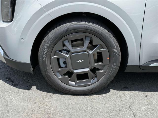 new 2026 Kia Carnival car, priced at $44,899