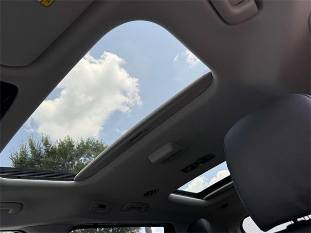 new 2026 Kia Carnival car, priced at $51,682