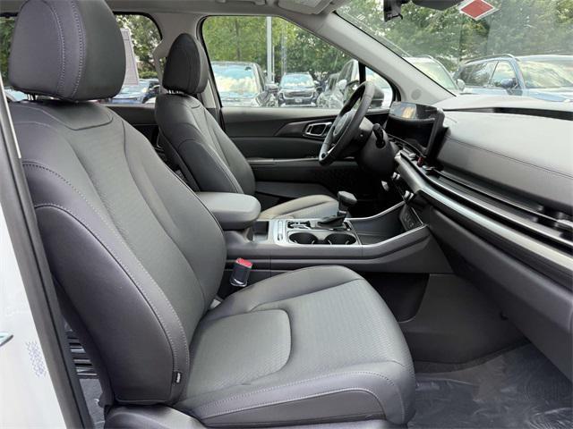 new 2026 Kia Carnival car, priced at $51,682