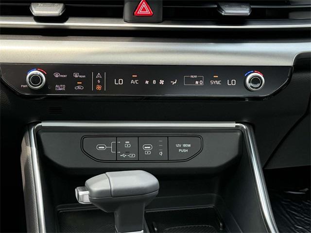 new 2026 Kia Carnival car, priced at $51,682