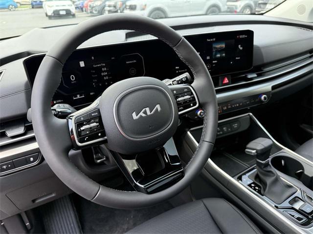 new 2026 Kia Carnival car, priced at $51,682