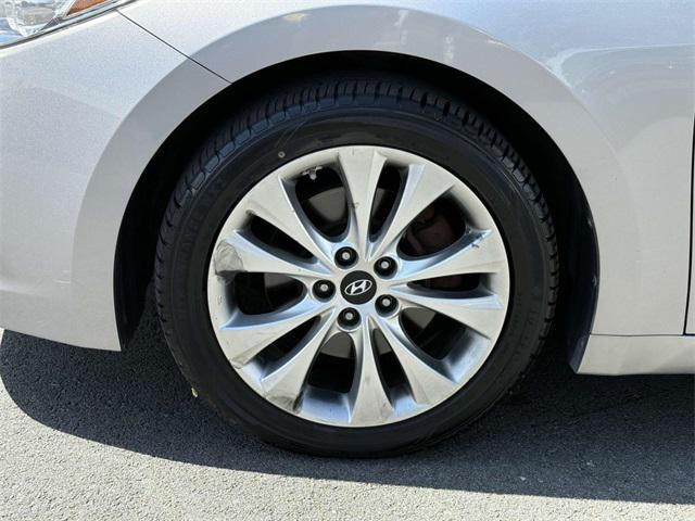used 2012 Hyundai Azera car, priced at $5,800