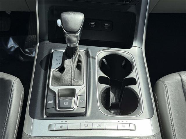 used 2022 Kia Carnival car, priced at $27,200