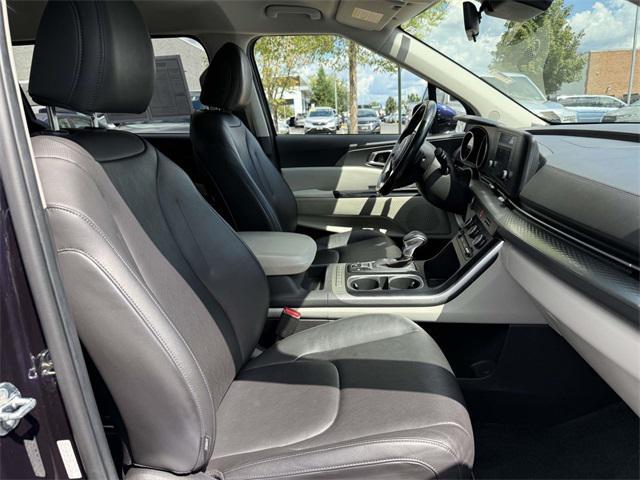used 2022 Kia Carnival car, priced at $27,200