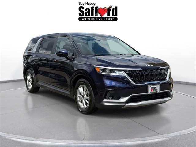 used 2022 Kia Carnival car, priced at $27,200