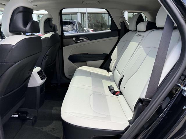 new 2025 Kia Sportage Hybrid car, priced at $32,112