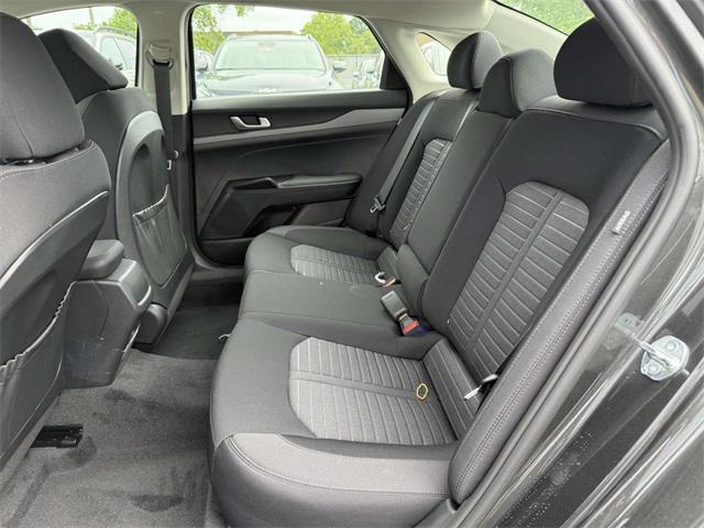 new 2025 Kia K5 car, priced at $27,190