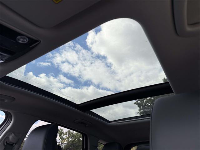 new 2026 Kia Sportage car, priced at $33,061