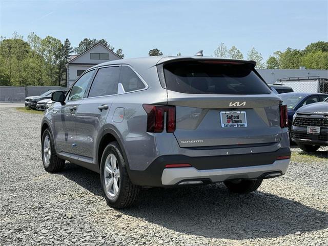 new 2025 Kia Sorento car, priced at $32,030