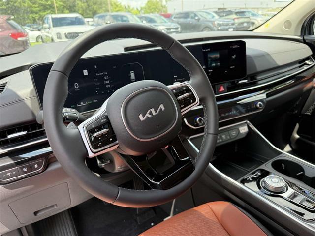 new 2026 Kia Carnival Hybrid car, priced at $53,913