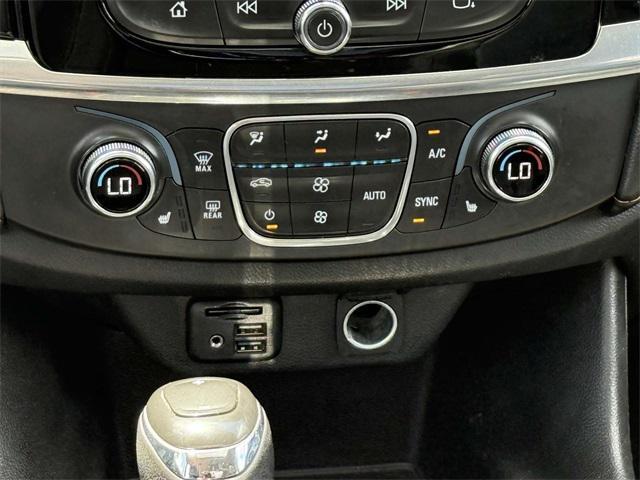 used 2020 Chevrolet Traverse car, priced at $18,457