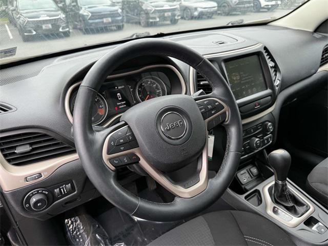 used 2015 Jeep Cherokee car, priced at $9,000