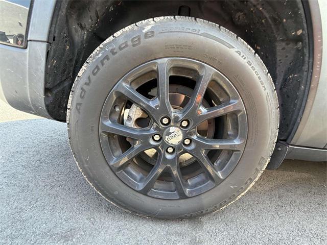 used 2015 Jeep Cherokee car, priced at $11,000