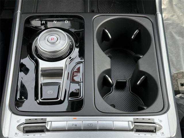new 2025 Kia Carnival Hybrid car, priced at $49,380