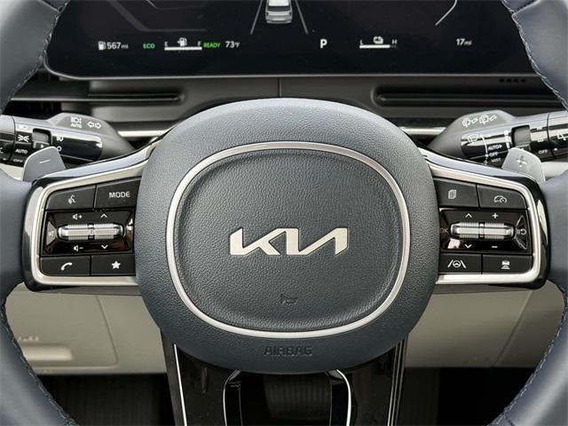 new 2025 Kia Carnival Hybrid car, priced at $49,380