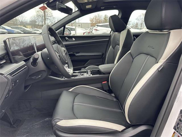 new 2025 Kia K5 car, priced at $31,935