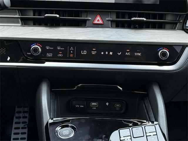 new 2025 Kia Sportage car, priced at $42,201