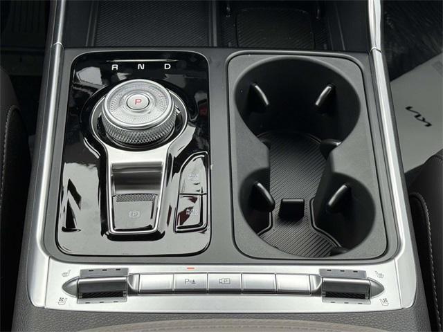 new 2026 Kia Carnival Hybrid car, priced at $47,412