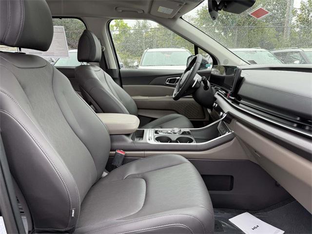 new 2026 Kia Carnival Hybrid car, priced at $47,412
