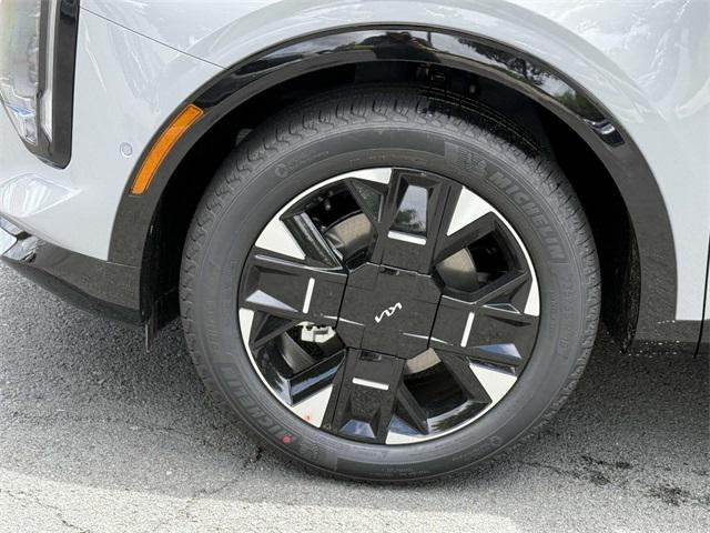 new 2026 Kia Sportage car, priced at $40,180