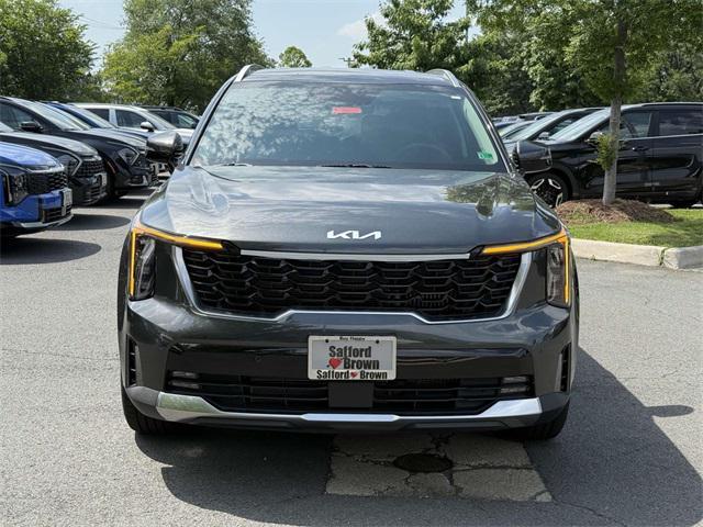 new 2025 Kia Sorento Hybrid car, priced at $40,105