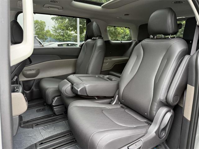 new 2026 Kia Carnival Hybrid car, priced at $47,274
