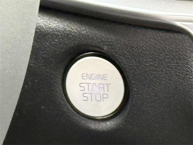 new 2025 Kia Sorento car, priced at $38,350