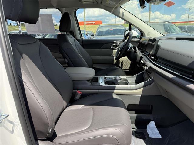 new 2026 Kia Carnival Hybrid car, priced at $42,570