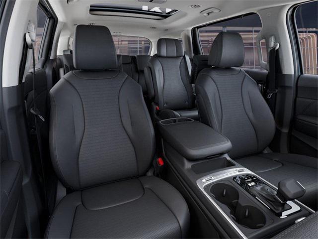 new 2025 Kia Carnival car, priced at $50,041