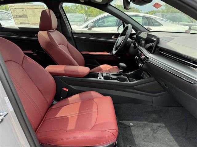new 2025 Kia K5 car, priced at $29,753