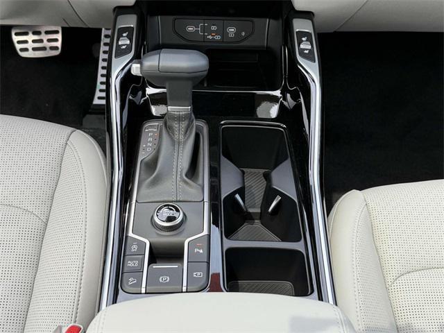 new 2025 Kia Sorento car, priced at $41,770