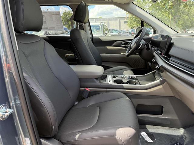 new 2026 Kia Carnival Hybrid car, priced at $47,274