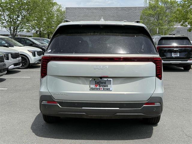 new 2025 Kia Carnival car, priced at $52,215