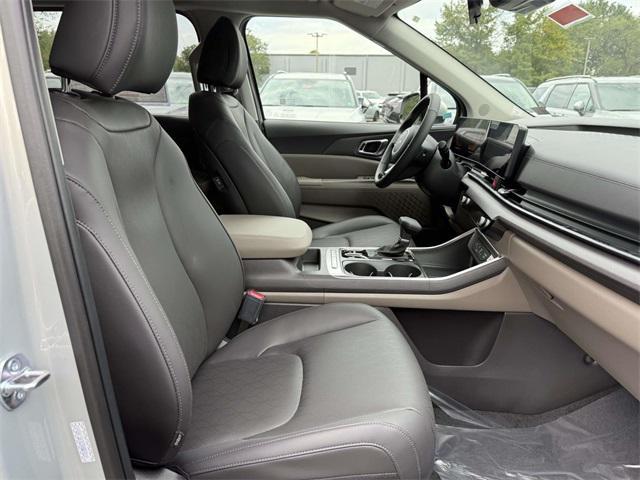 new 2026 Kia Carnival car, priced at $40,354