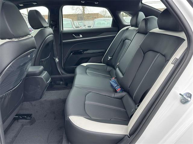 new 2025 Kia K5 car, priced at $31,750