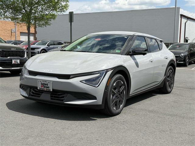 new 2025 Kia EV6 car, priced at $47,140