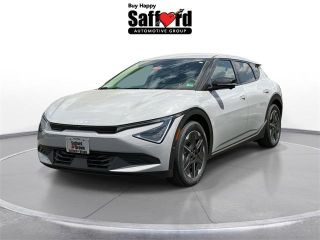 new 2025 Kia EV6 car, priced at $43,050
