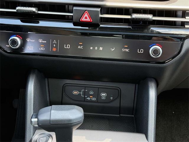 new 2026 Kia Sportage car, priced at $33,065