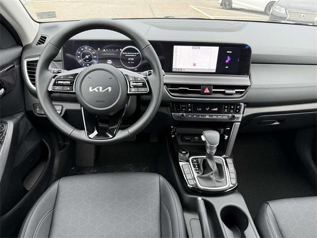 new 2025 Kia Seltos car, priced at $26,865