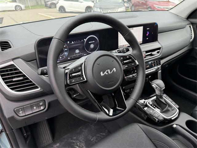 new 2025 Kia Seltos car, priced at $26,865