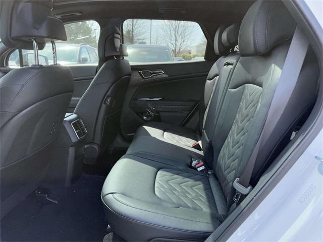 new 2025 Kia Sportage car, priced at $37,312