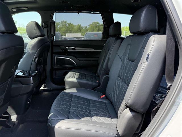 new 2025 Kia Telluride car, priced at $46,296