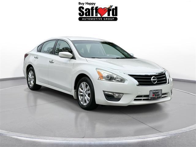 used 2014 Nissan Altima car, priced at $5,000