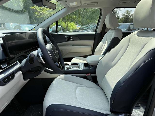 new 2026 Kia Carnival Hybrid car, priced at $49,235