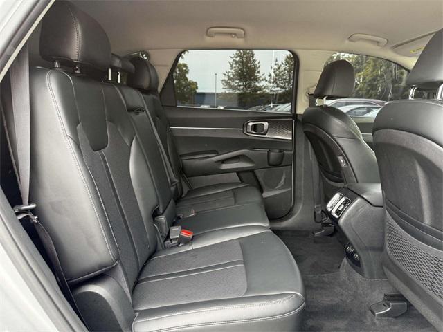 used 2021 Kia Sorento car, priced at $22,706